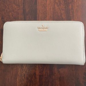 Kate Spade Mint Green Zip Around Wallet